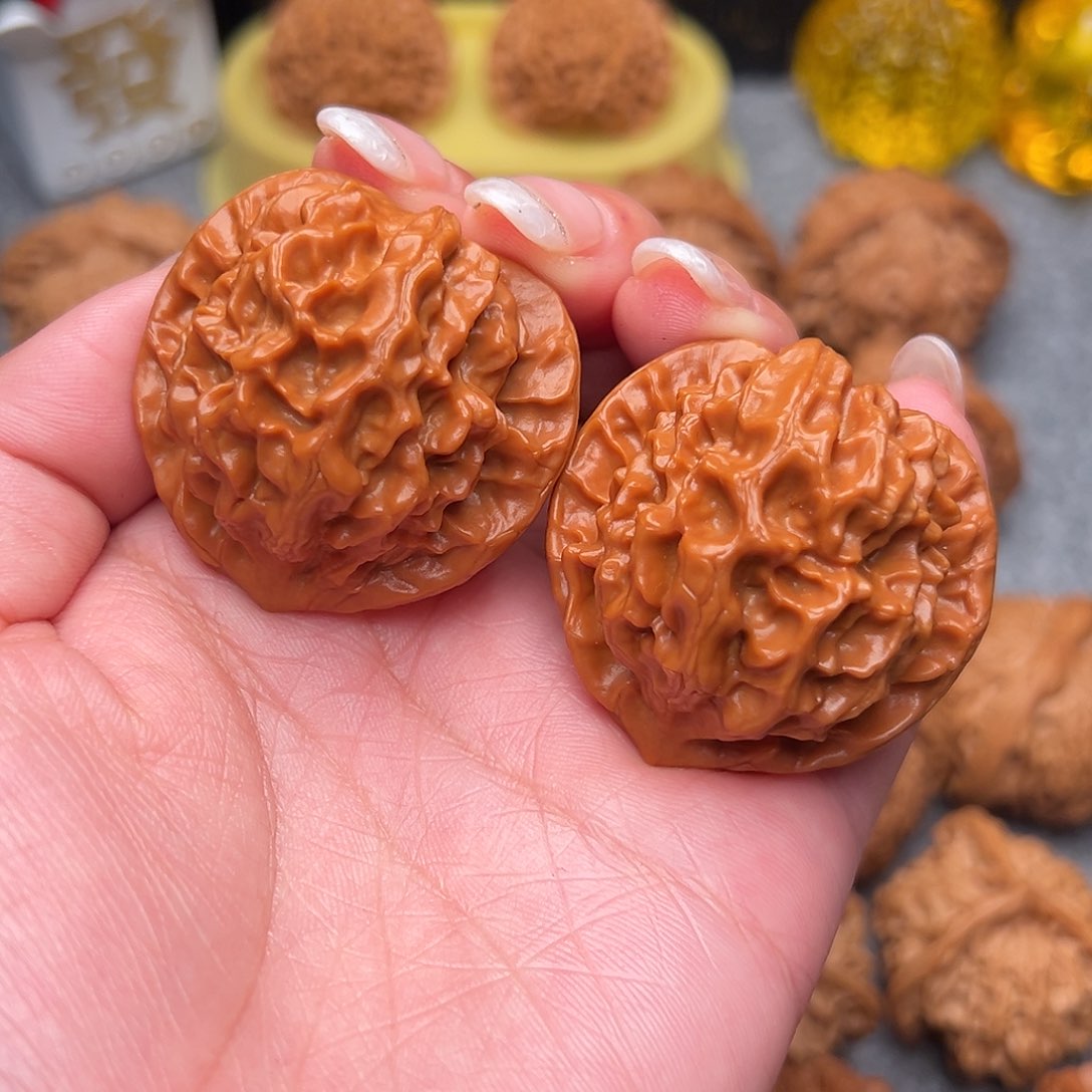 把件文玩核桃毕业红皮龙鳞40全品