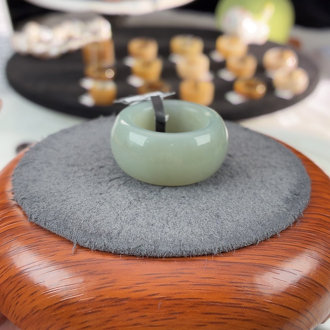 和田玉未镶嵌戒指b116奶蓝墩18.2不退换