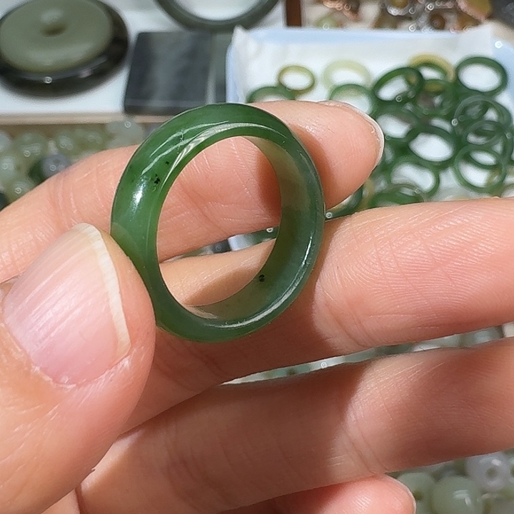 和田玉（碧玉）未镶嵌戒指18.2内径78