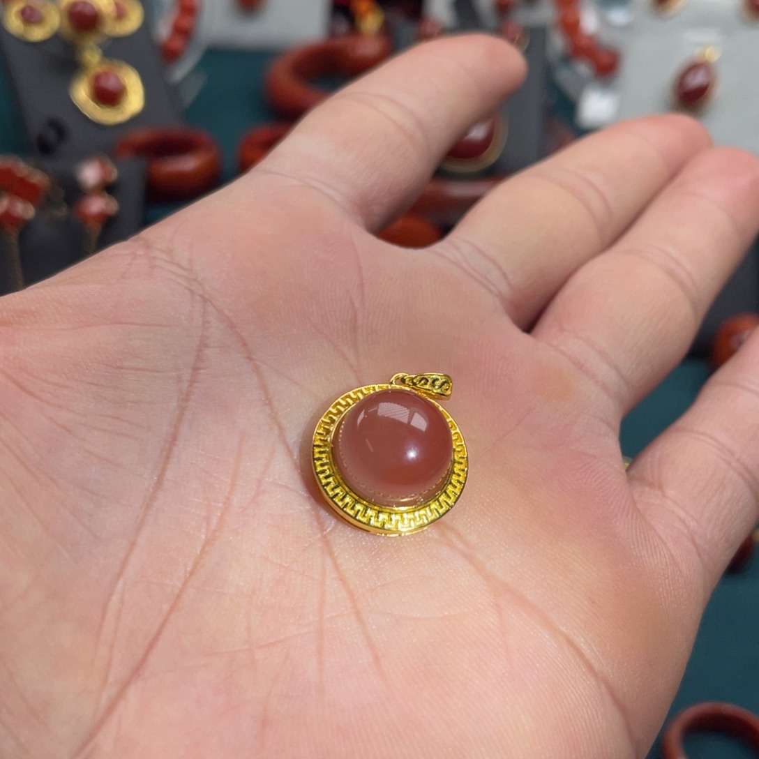 南红玛瑙紫冰南红镶嵌吊坠银S925镀金镶嵌