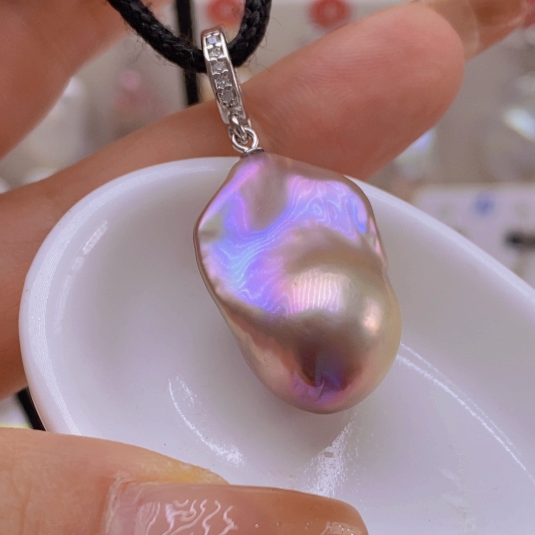 淡水珍珠未镶嵌吊坠(赠链)