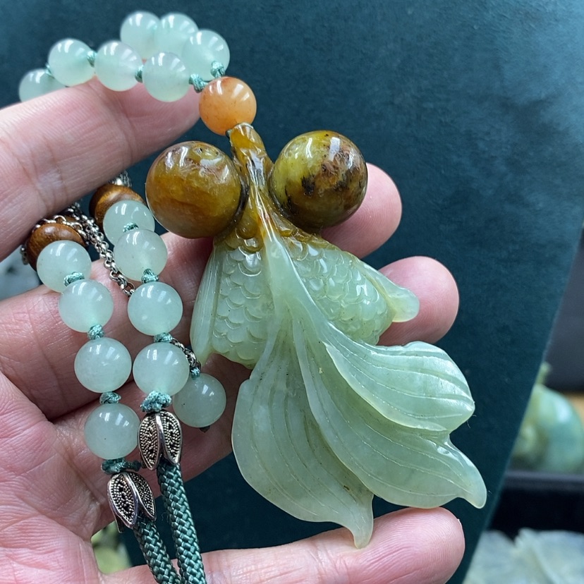 【闪购商品】未镶嵌蛇纹石玉吊坠