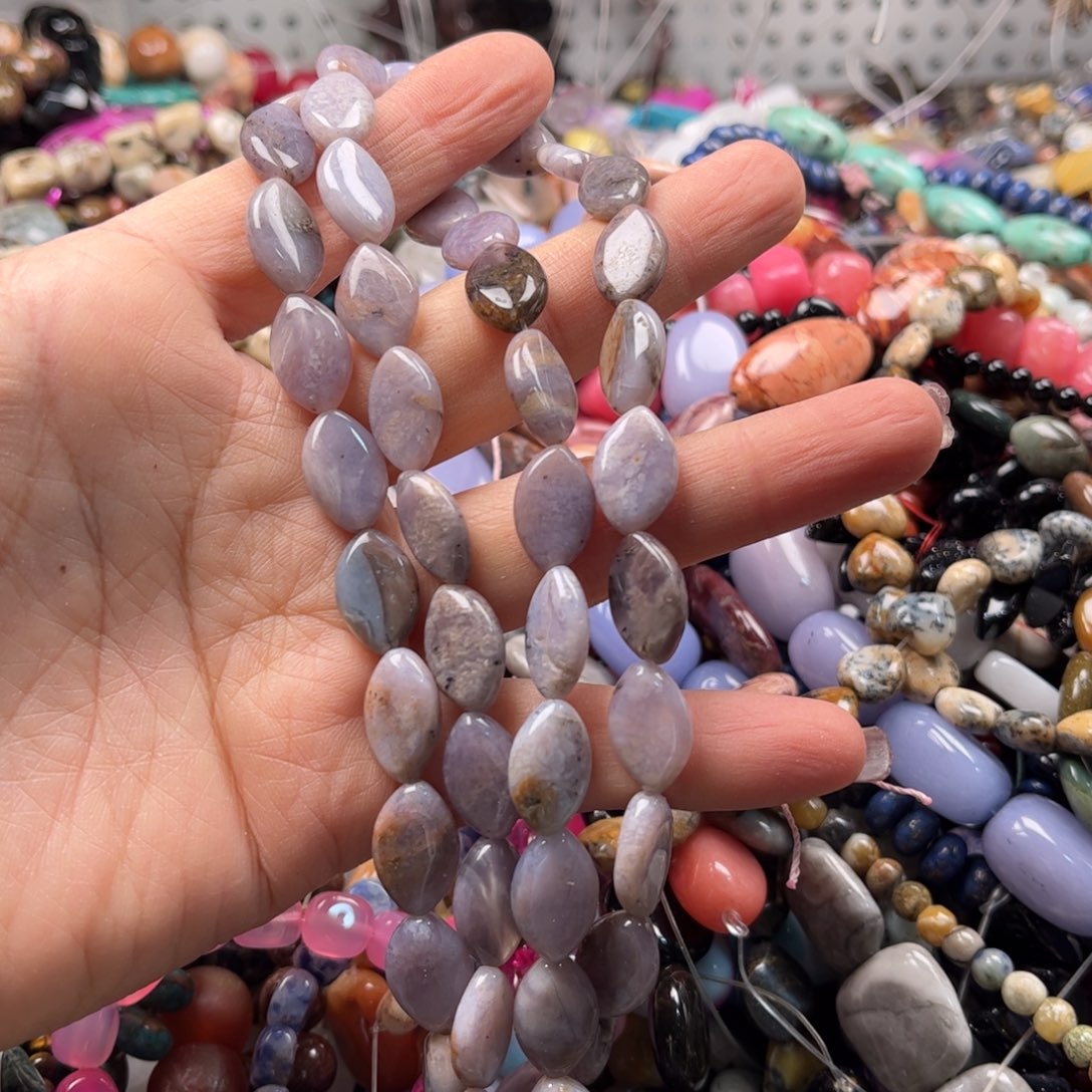 石英质玉珠宝奇石未镶嵌图