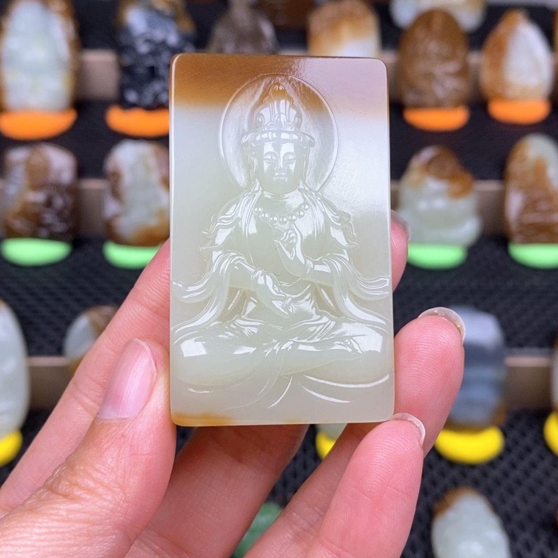 和田玉颈饰未镶嵌和