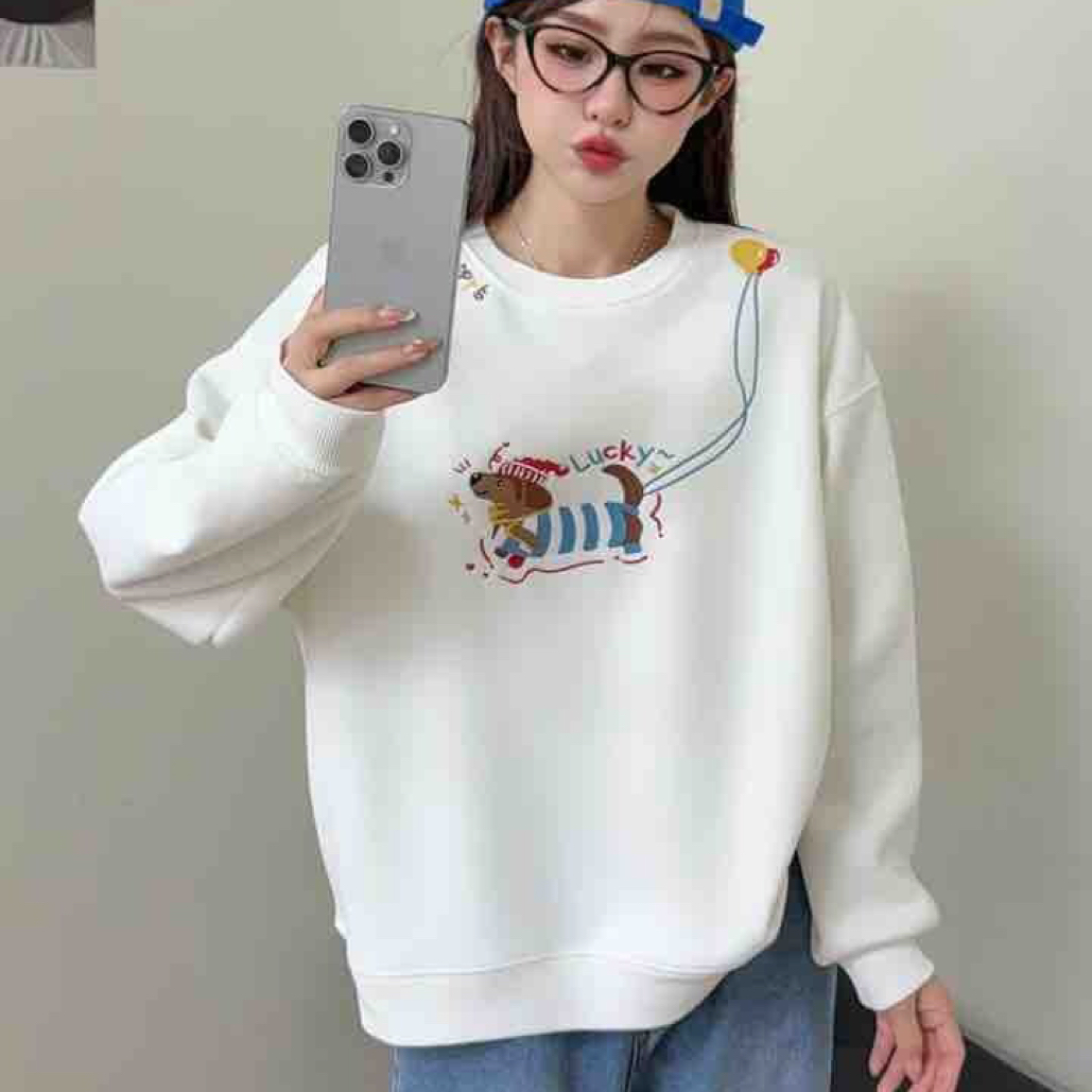 131刺绣圆领薄款套头款大码卫衣时尚休闲卫衣长袖