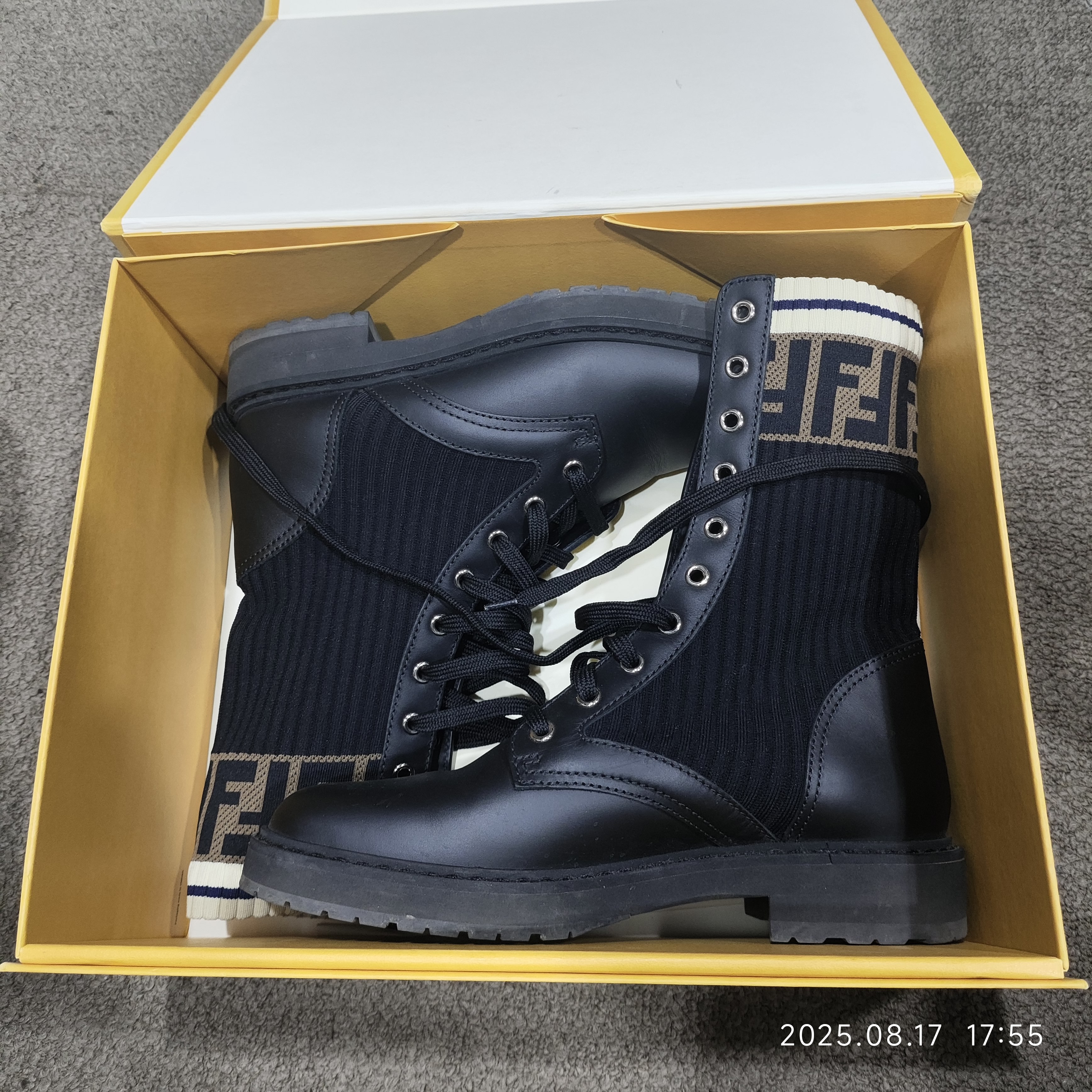 95新 FENDI/芬迪 靴子黑色38码/250816ZXRTX21