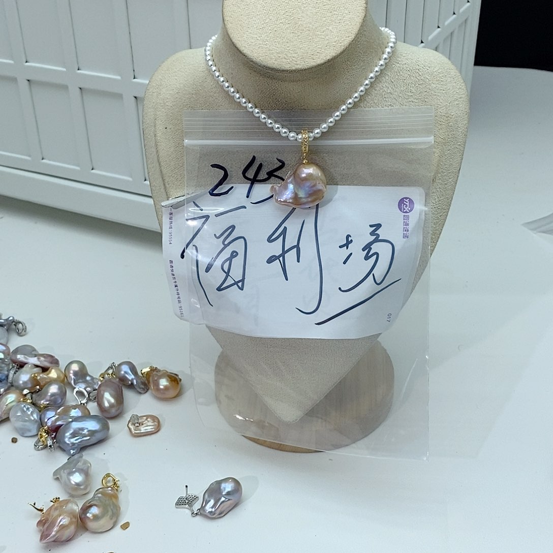 淡水珍珠颈饰合金