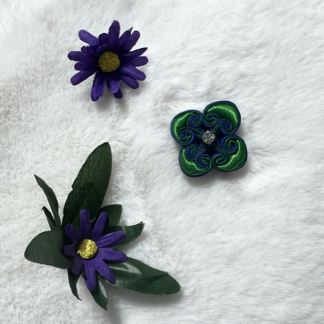 非金属布艺胸针 石妹子 纯手工非遗盘扣四合如一胸针