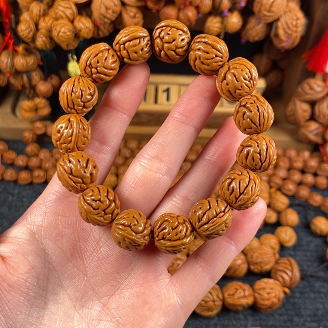 吊坠桃核3链接桃枭手串