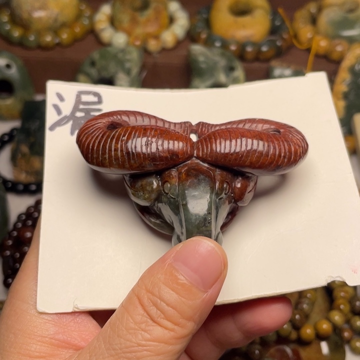 岫岩河磨玉（透闪石质玉）未镶嵌颈饰