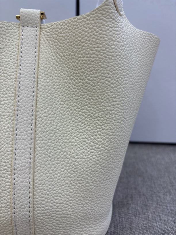 高品质时尚菜篮子包软皮经典百搭水桶包手提包荔枝纹轻奢简约真皮