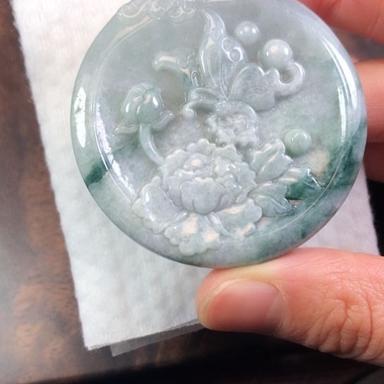 翡翠未镶嵌颈饰缅甸A货，每天下午1点半开播