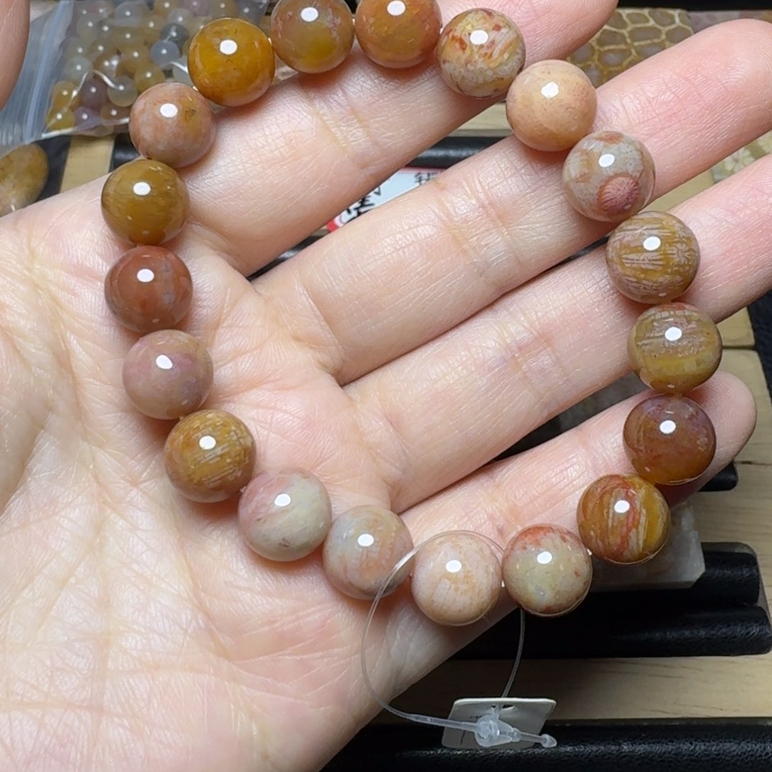 硅化玉红粉黄，11左右手串未镶嵌