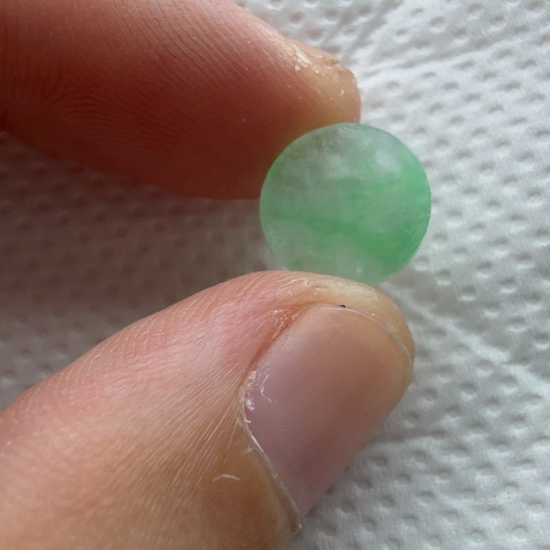 翡翠未镶嵌颈饰11