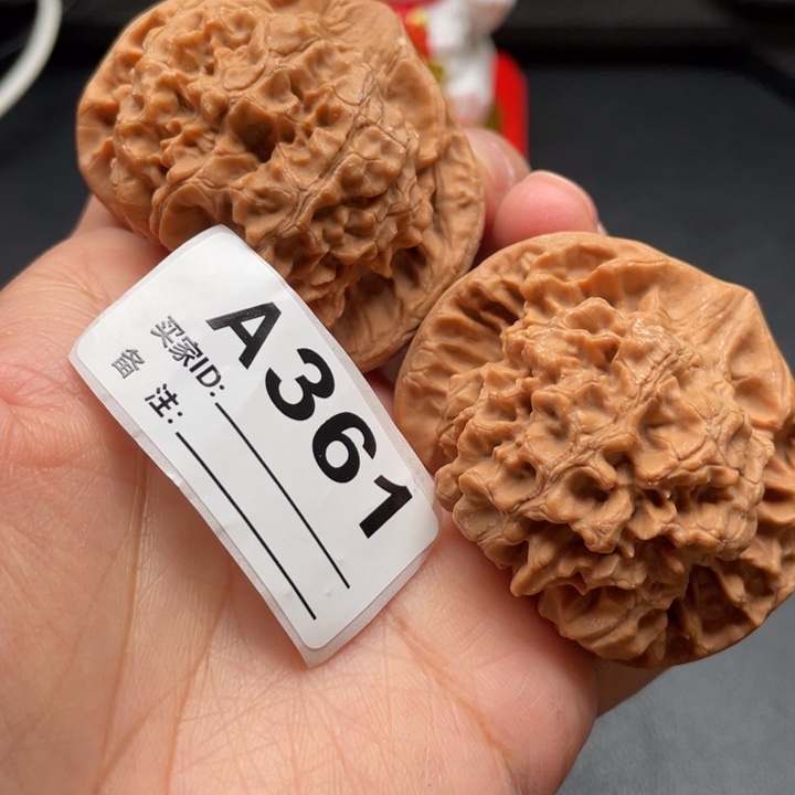 文玩核桃吊坠官帽矮壮