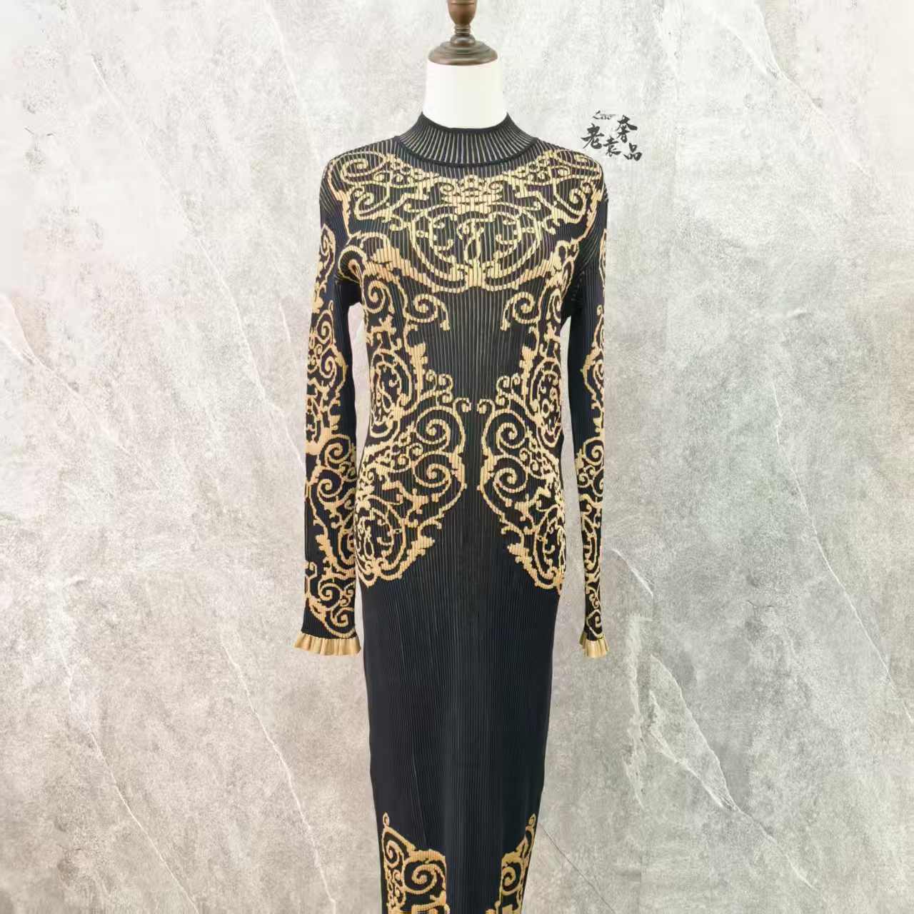 99新 FENDI/芬迪 海囤K/芬迪裙子/42码/bc56894