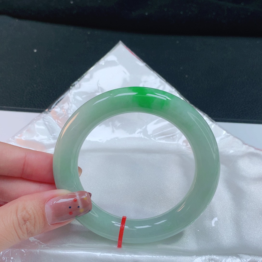 未镶嵌手镯翡翠826