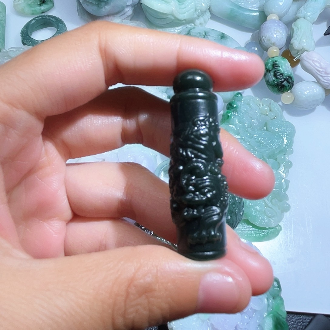 和田玉（糖玉）颈饰未镶嵌