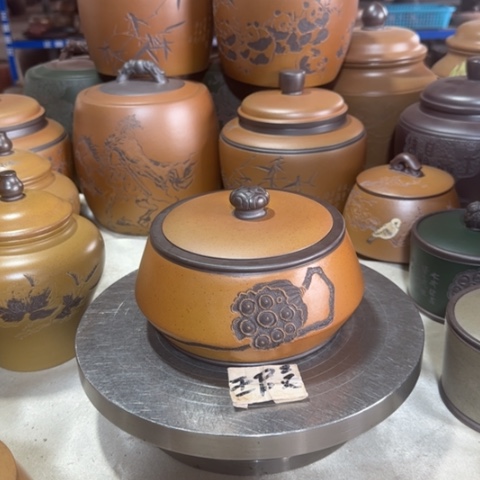 紫砂茶叶罐。。。。。。。。