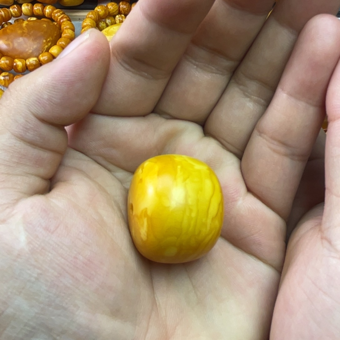 琥珀未镶嵌吊坠(不含链)