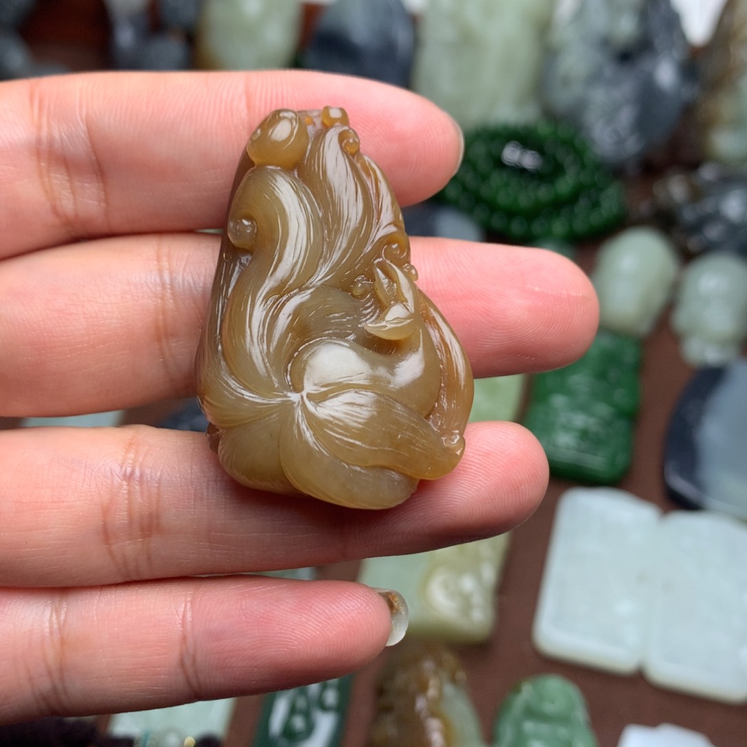 和田玉挂件未镶嵌