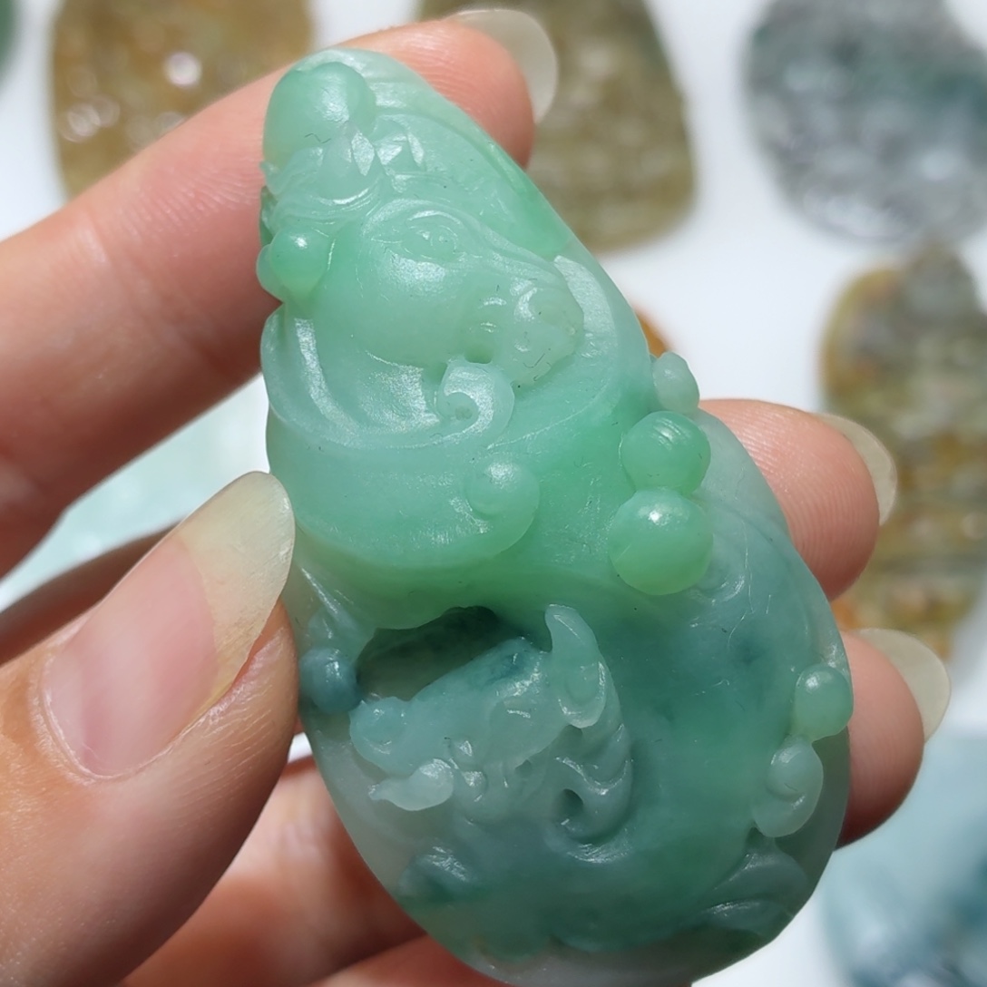 定制翡翠未镶嵌毛货