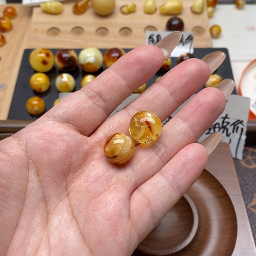 是***～琥珀未镶嵌珠宝奇石蜜蜡