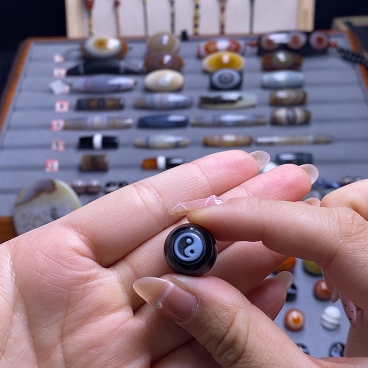 江***我玛瑙/玉髓未镶嵌颈饰