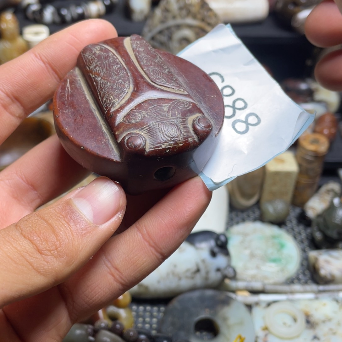 和田玉（糖玉）挂件未镶嵌