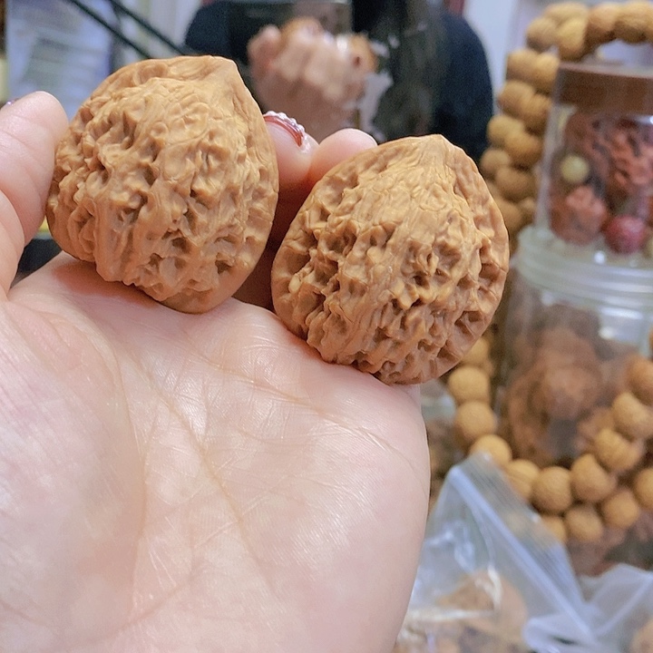 【闪购商品】文玩核桃把件珍*鸟39红狮子