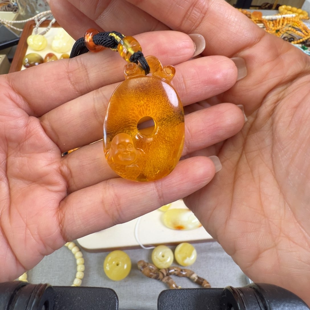 蜜蜡裸石未镶嵌蜜蜡