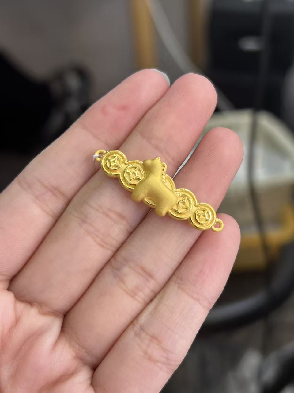   足金999  马上有钱手牌