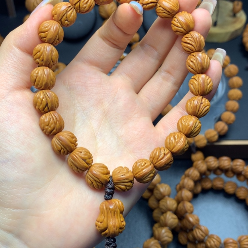 【闪购商品】桃核手串火麒麟12手串