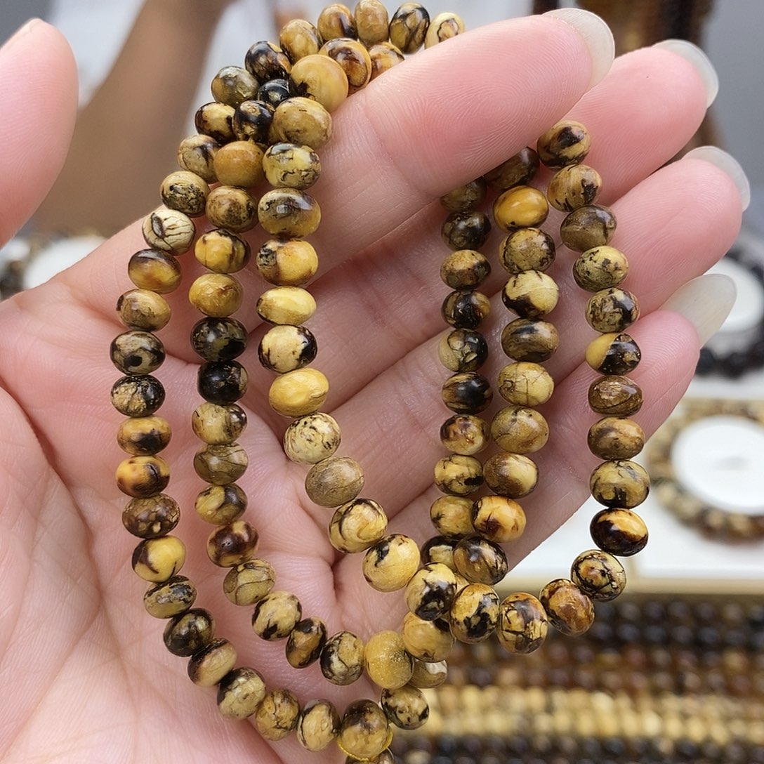 琥珀未镶嵌裸石琥珀6