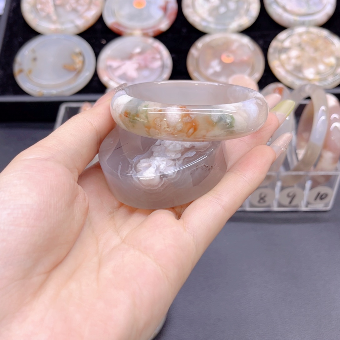 玛瑙/玉髓手镯未镶嵌53