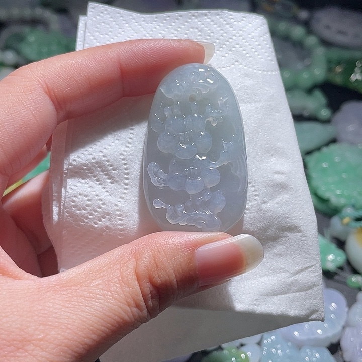 颈饰未镶嵌翡翠天