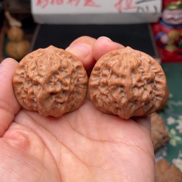 【闪购商品】把件文玩核桃37全品瓷娃娃