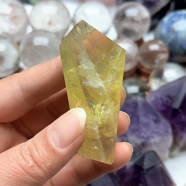 黄晶46克黄水晶随形未镶嵌