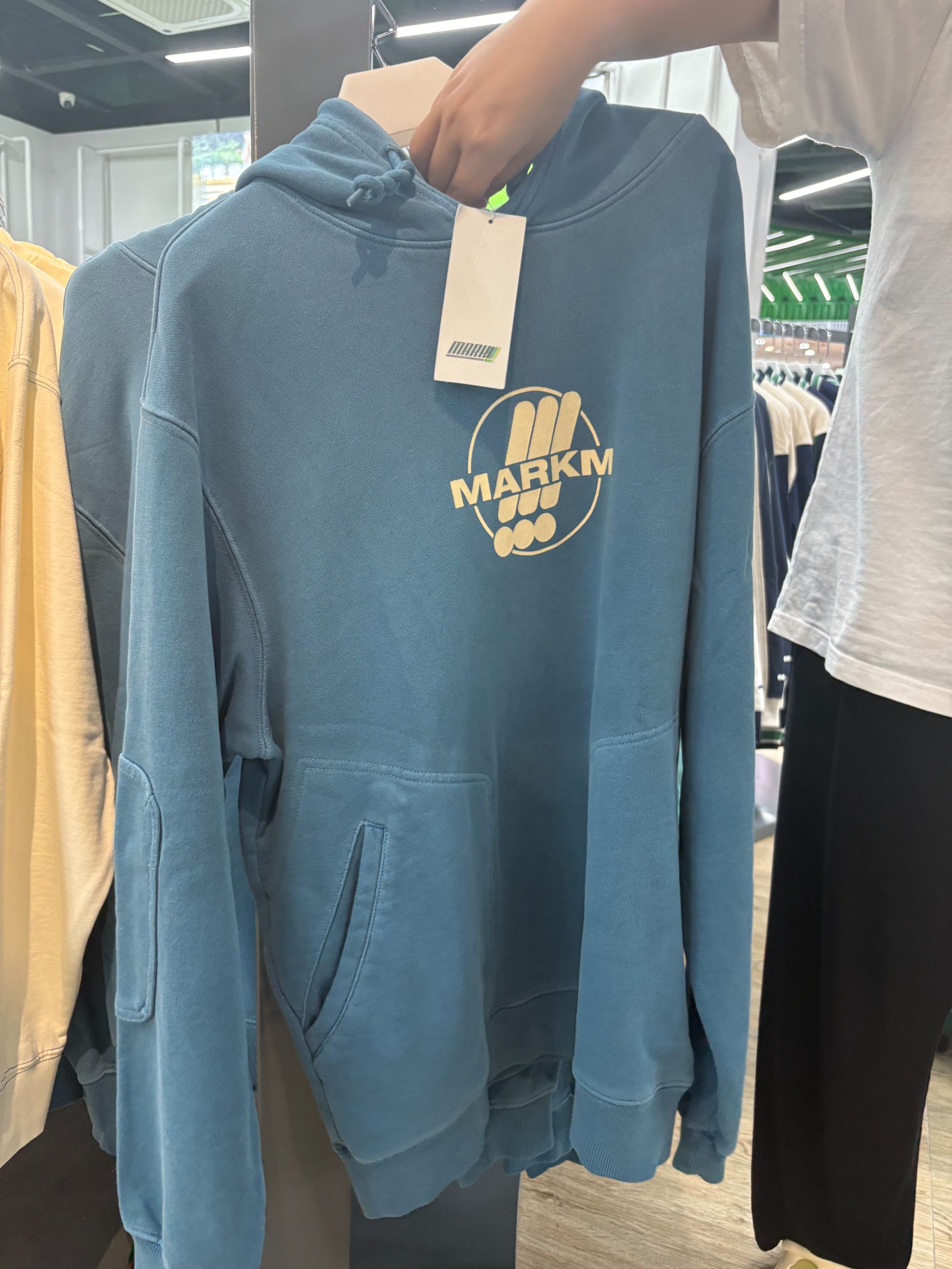 衣服【华聚1店】大牌正品衣服好看透气速干（非直播勿拍）