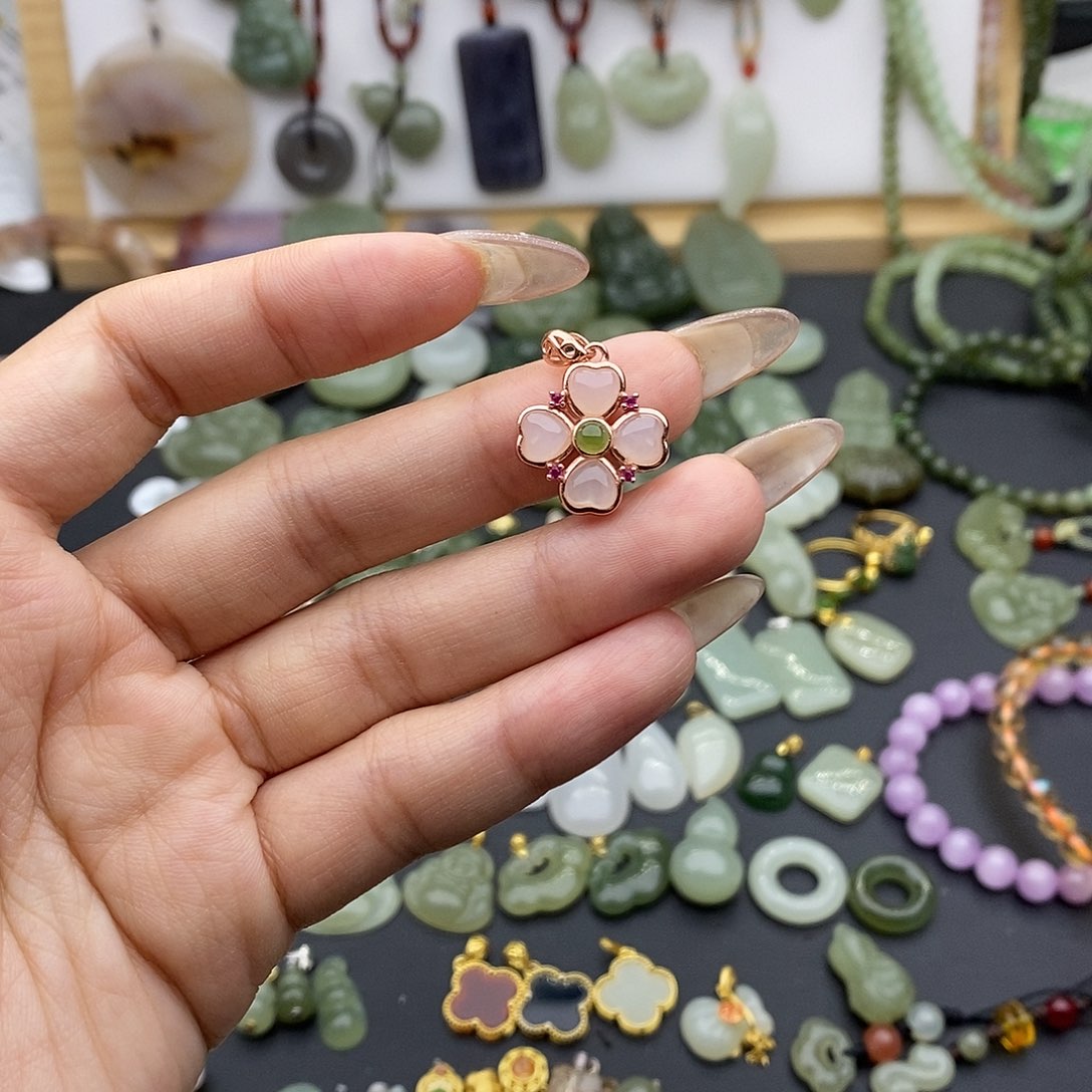 和田玉吊坠(不含链)银S925镶嵌