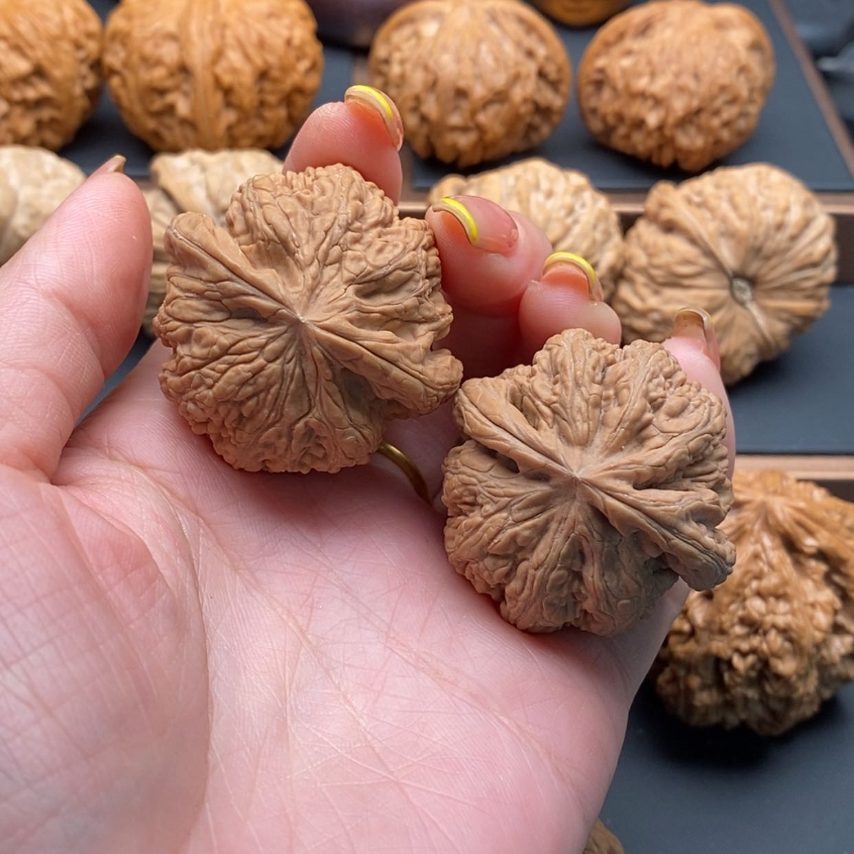 【闪购商品】文玩核桃把件粗筋39