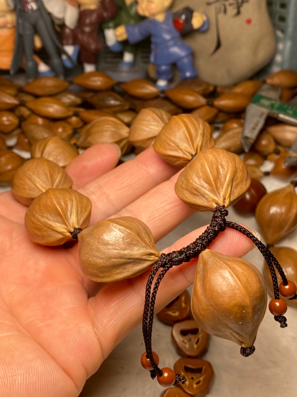 榄核原皮素串大尺寸2.4四花手串扁核