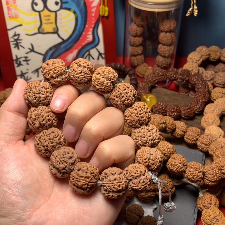 多***水金刚菩提手串安娜梅花尺寸22