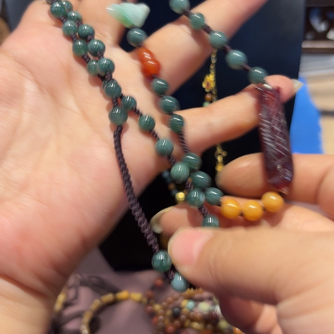 翡翠未镶嵌颈饰原创