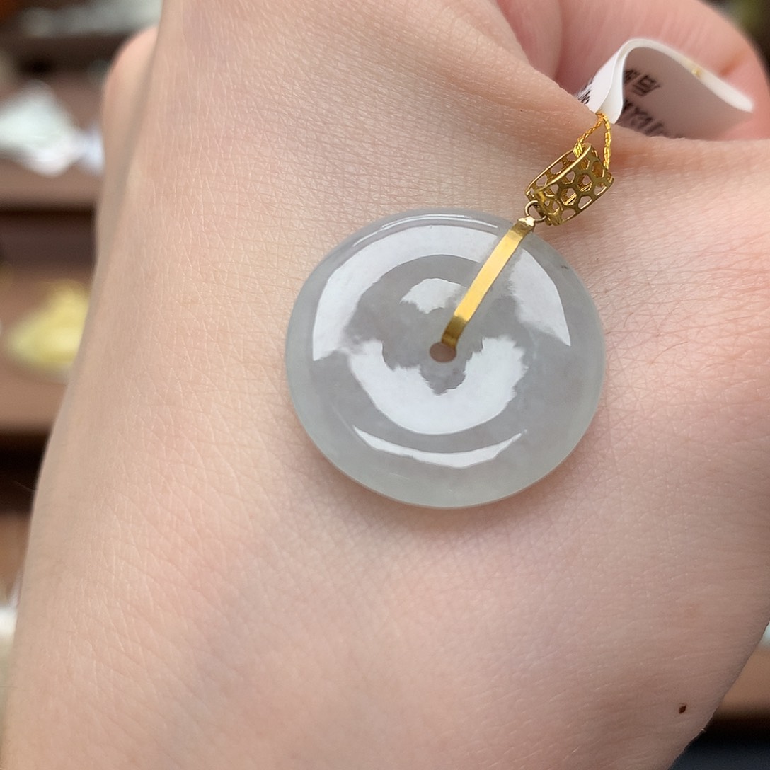 翡翠吊坠(不含链)18K金镶嵌