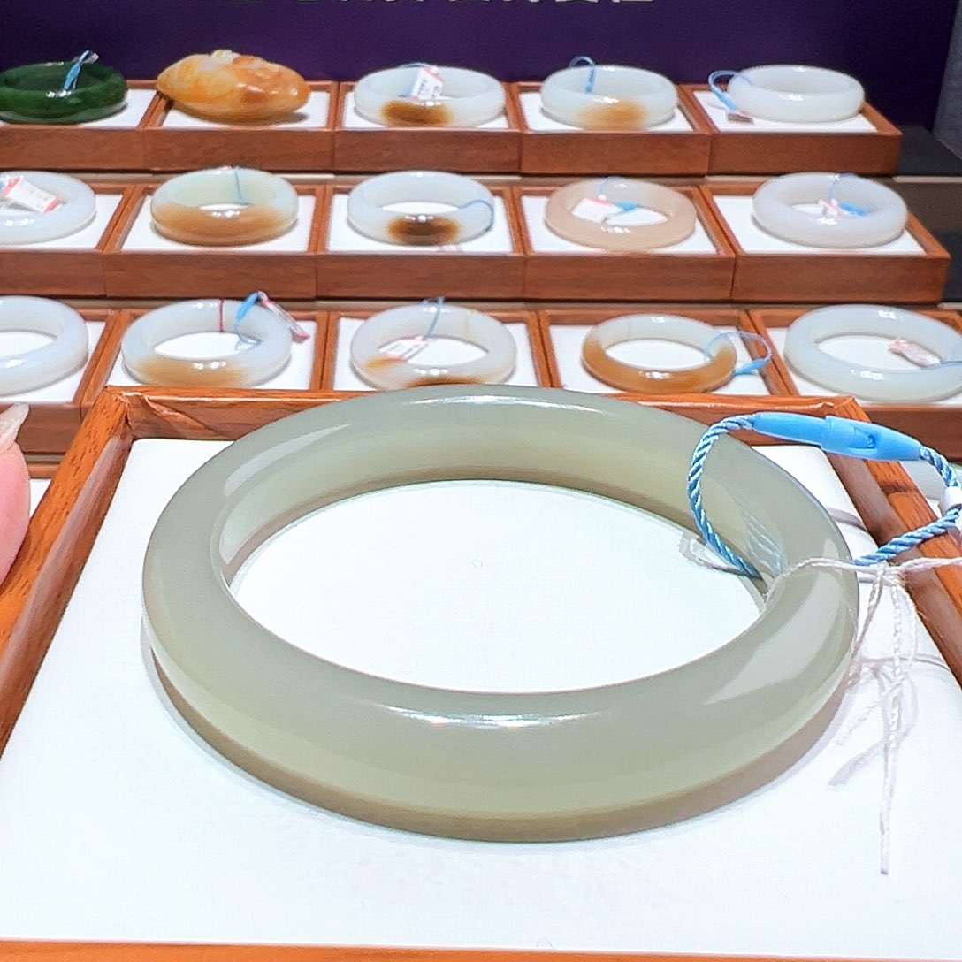 和田玉手镯54-55未镶嵌