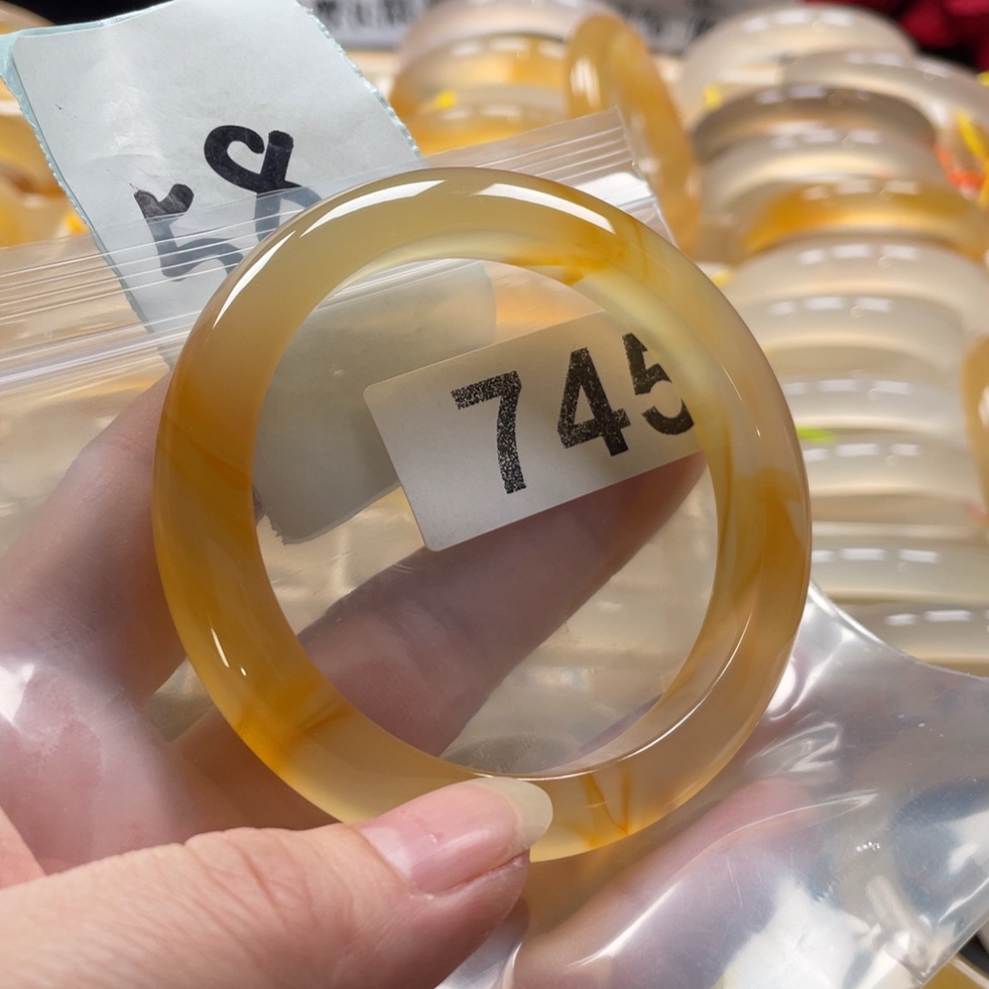 玛瑙/玉髓未镶嵌手镯