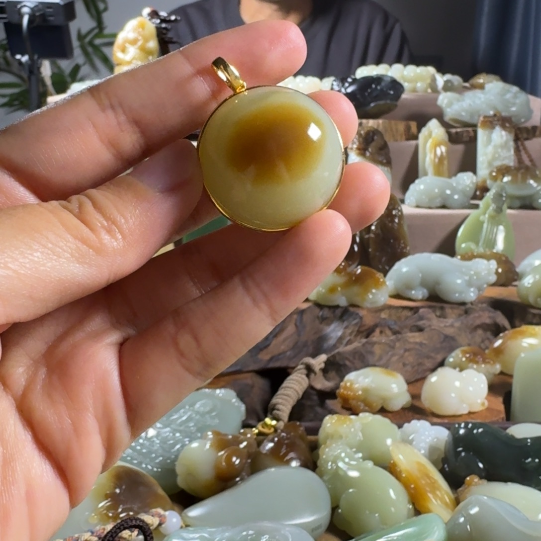 老***中和田玉（糖玉）未镶嵌手链