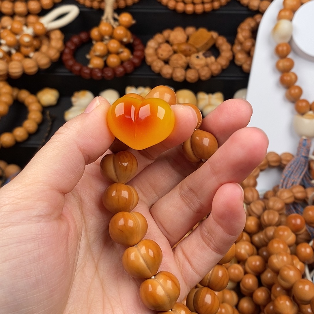 百***利猴头核桃手串爱心