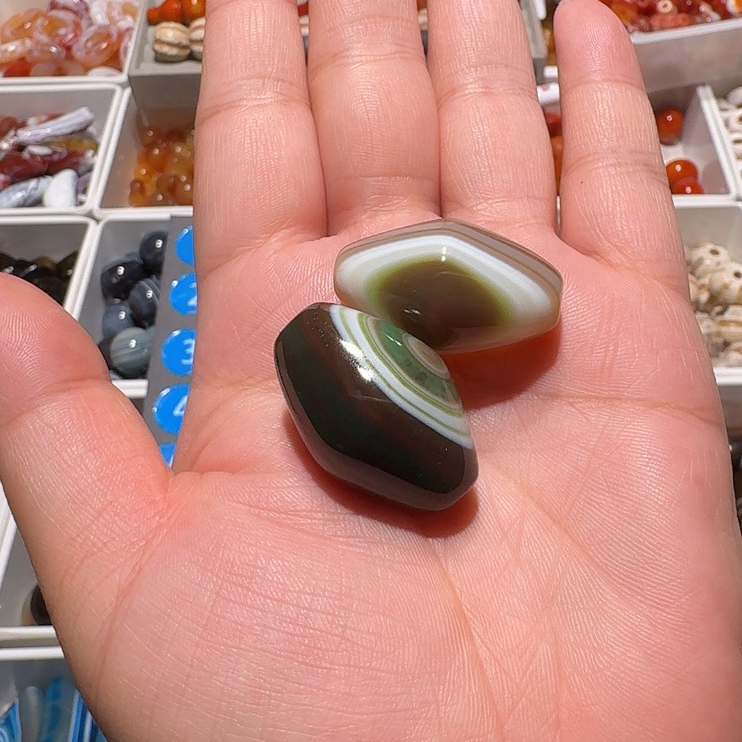 玛瑙/玉髓合金颈饰